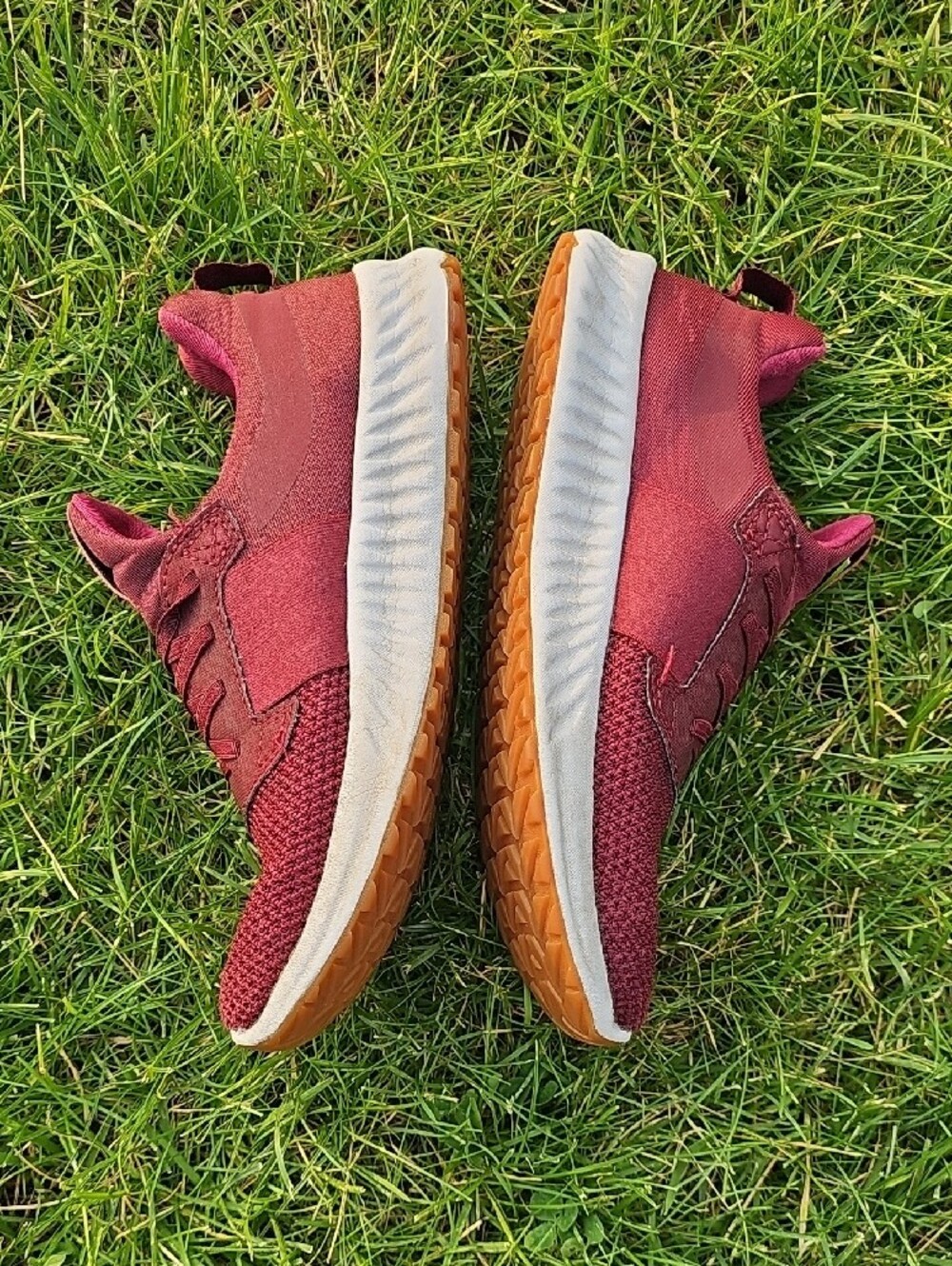 Saucony Burgundy Mesh Slip-On Runner Women's Size 8.5 - Picture 4 of 9